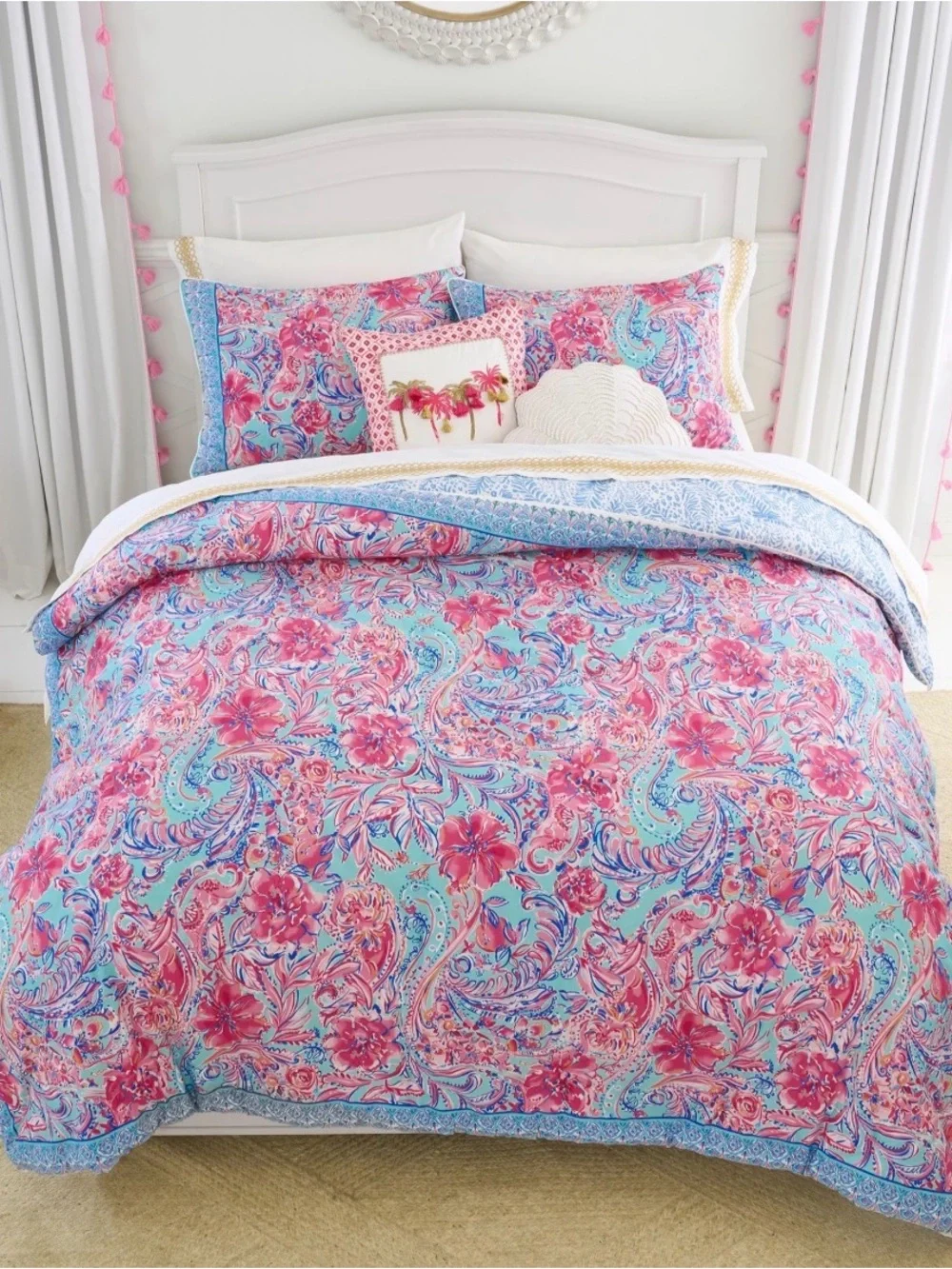 Pottery Barn Teen x Lilly Pulitzer Isla De Coco Comforter, Twin/Twin XL, Multi